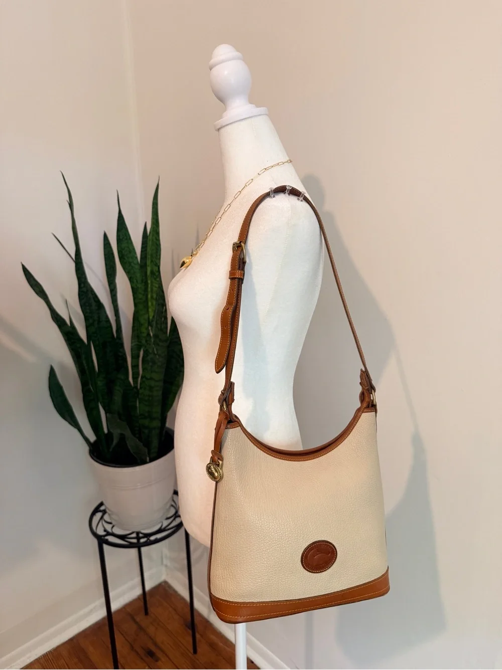 Dooney & Bourke | Vintage Cream & Tan All-Weather Pebbled Leather Shoulder Bag
